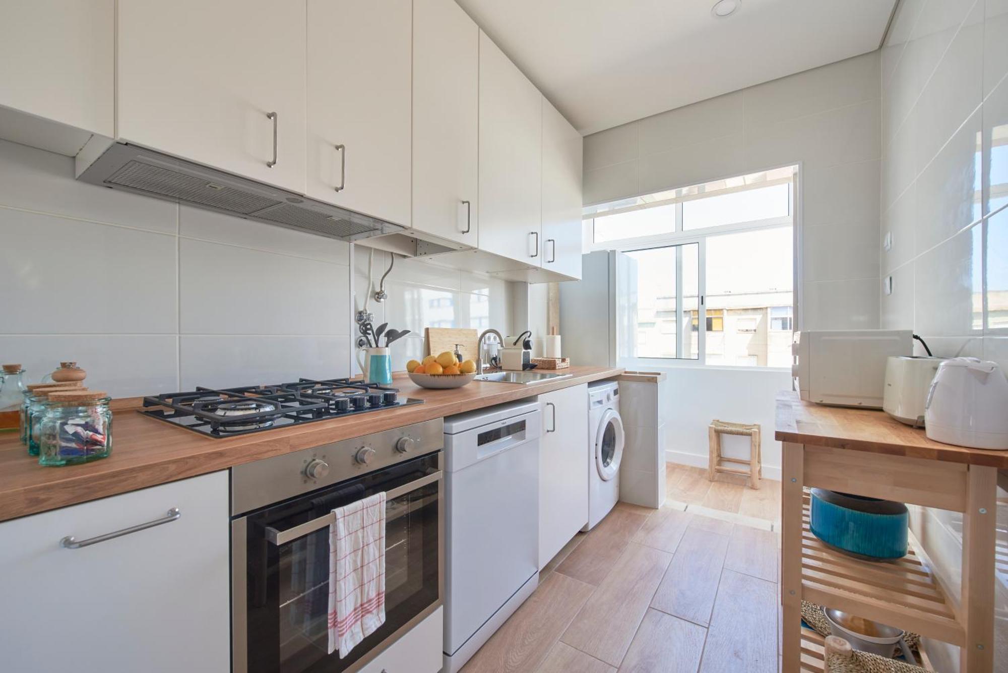 Sunset Bay View, Renovated Apt, By Timecooler سيتوبال المظهر الخارجي الصورة