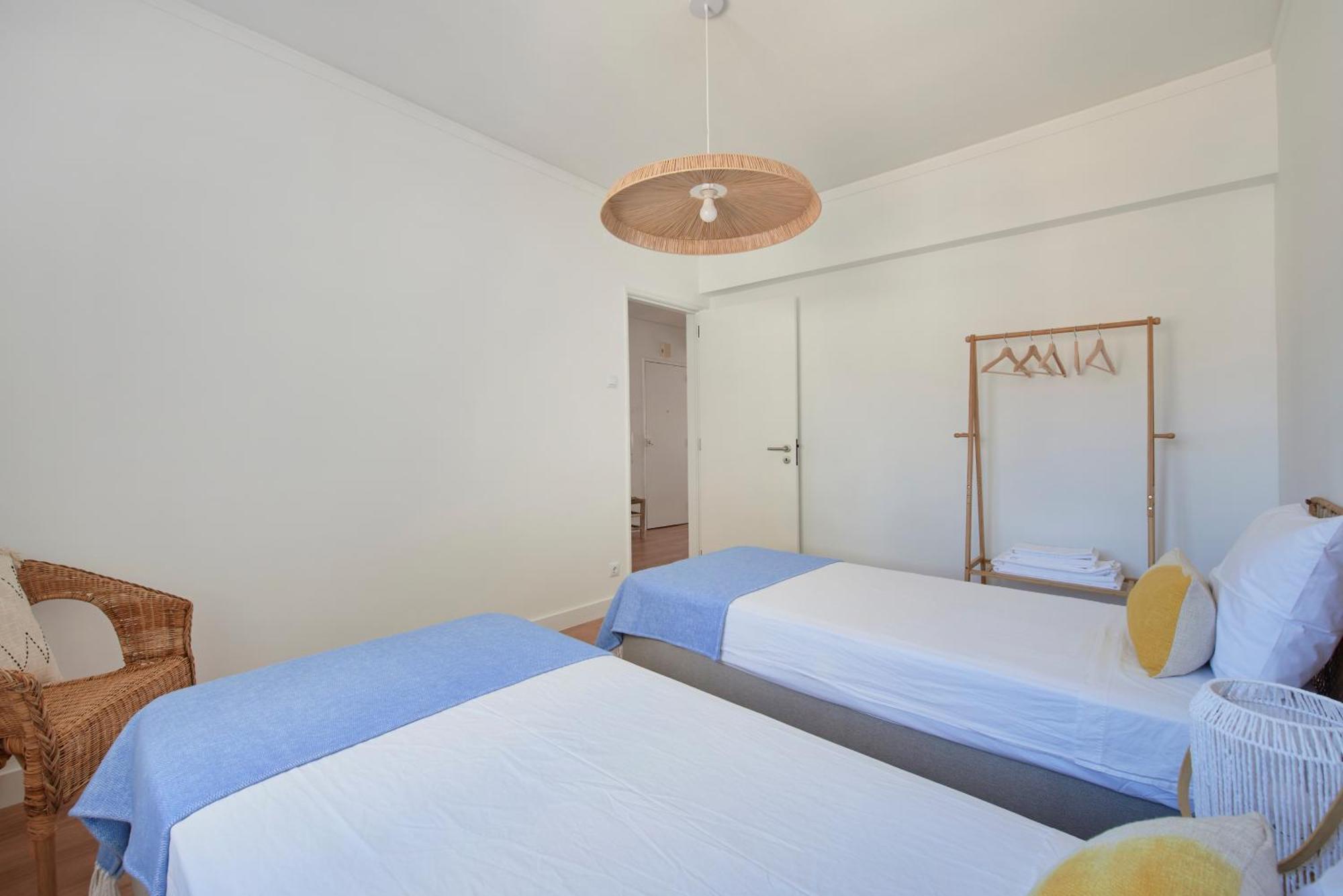 Sunset Bay View, Renovated Apt, By Timecooler سيتوبال المظهر الخارجي الصورة