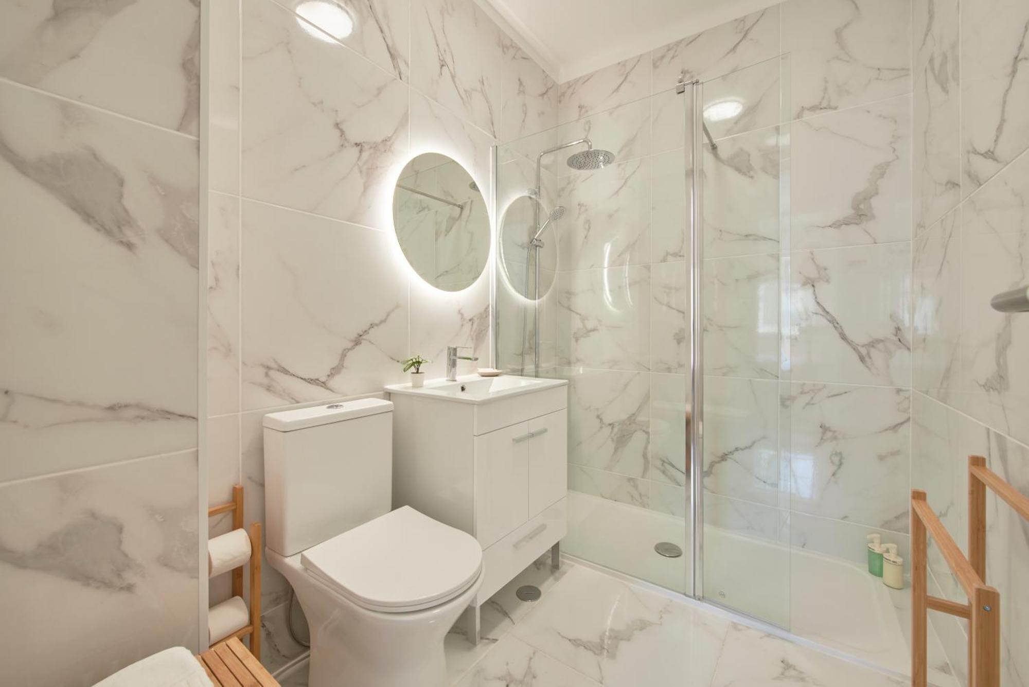 Sunset Bay View, Renovated Apt, By Timecooler سيتوبال المظهر الخارجي الصورة