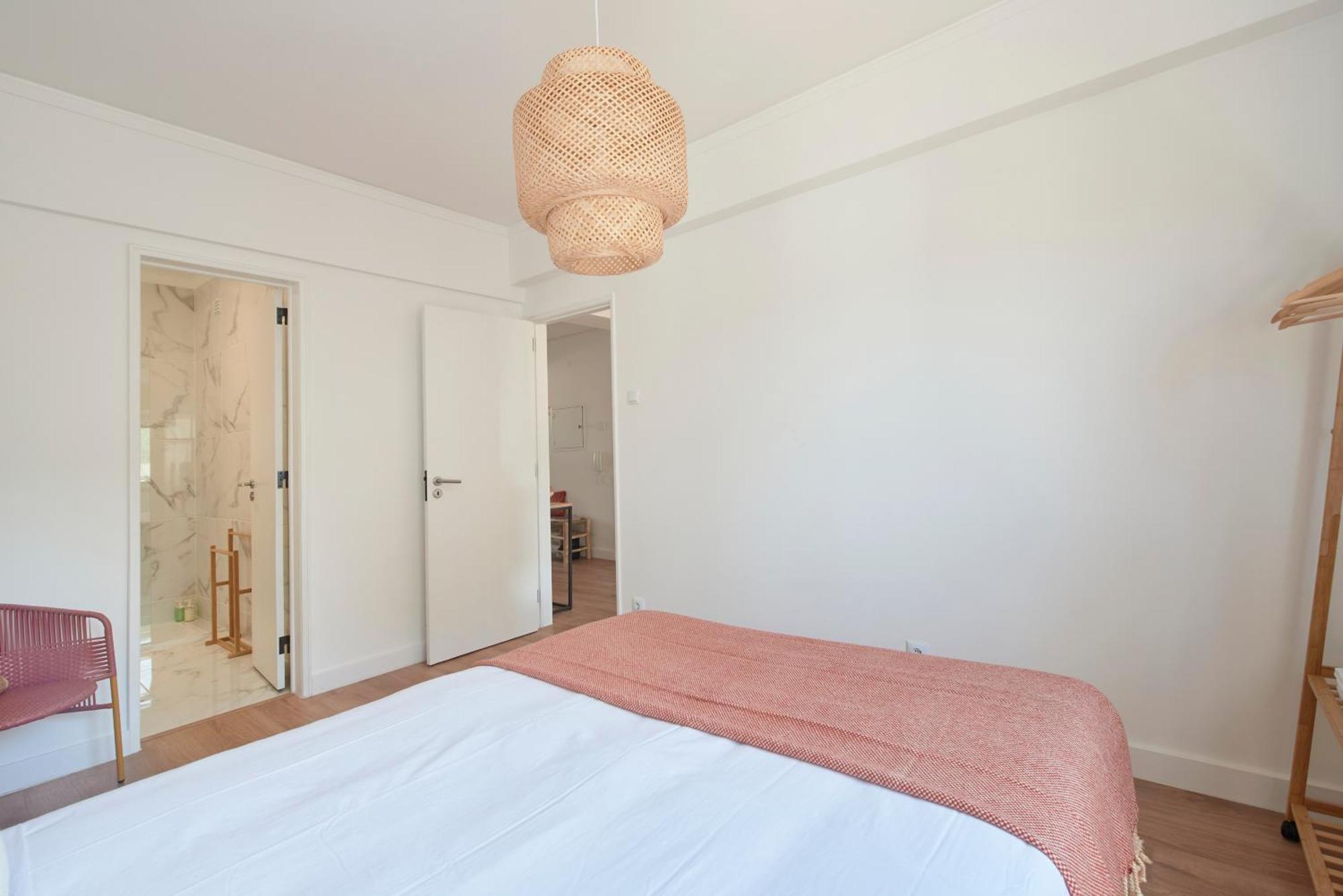 Sunset Bay View, Renovated Apt, By Timecooler سيتوبال المظهر الخارجي الصورة