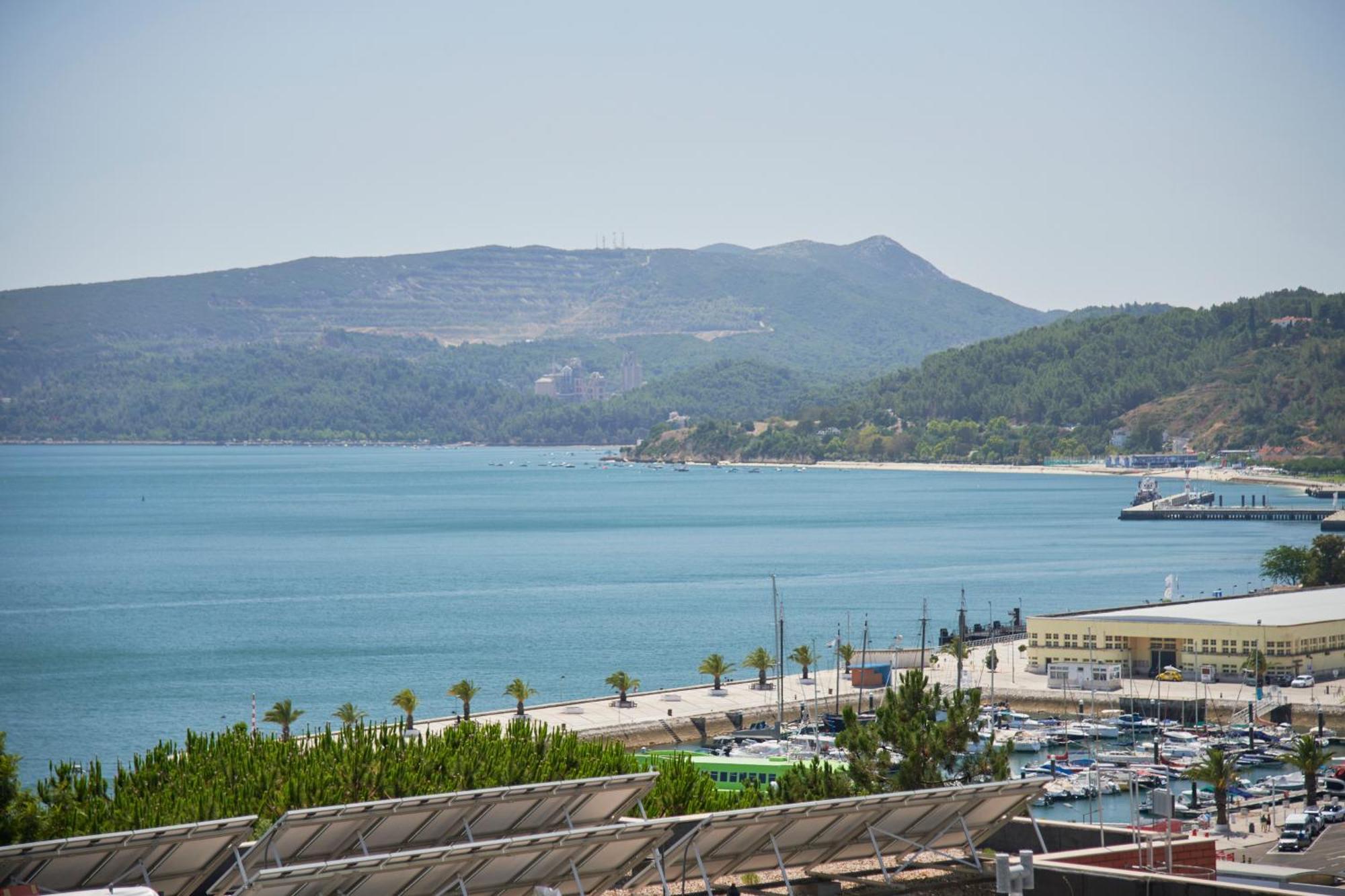 Sunset Bay View, Renovated Apt, By Timecooler سيتوبال المظهر الخارجي الصورة