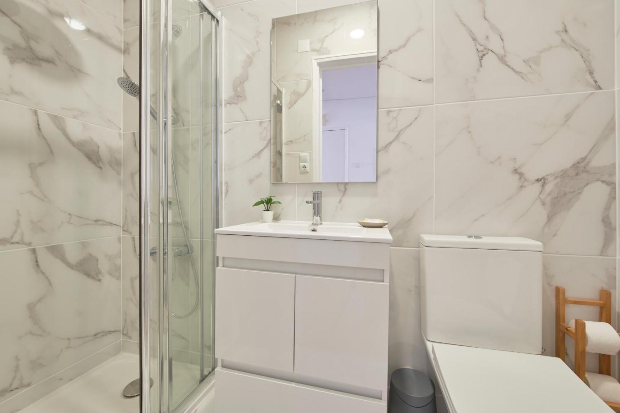 Sunset Bay View, Renovated Apt, By Timecooler سيتوبال المظهر الخارجي الصورة