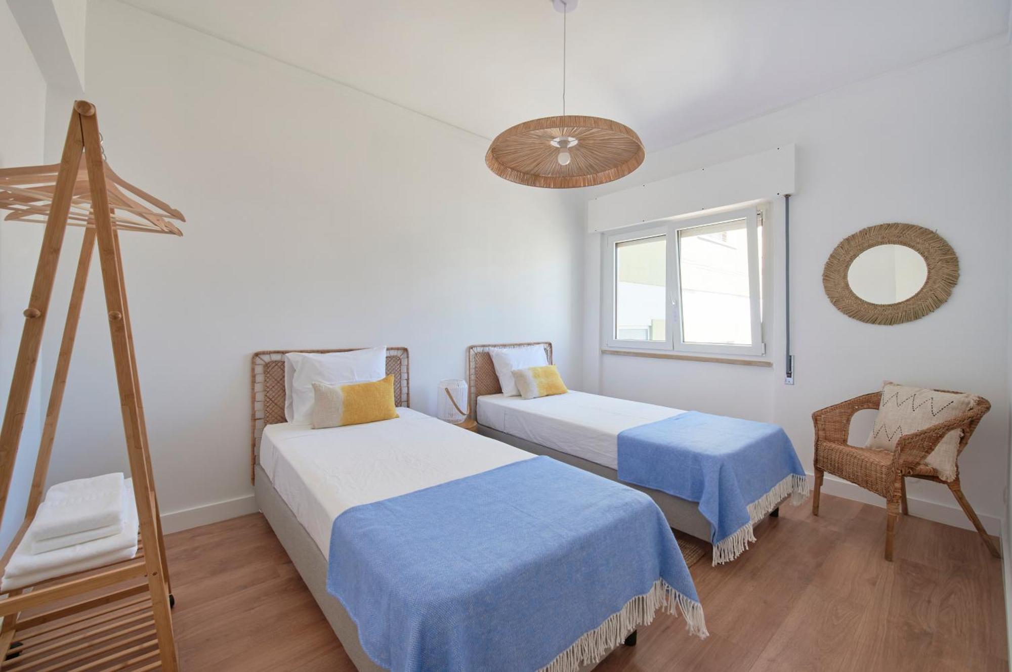 Sunset Bay View, Renovated Apt, By Timecooler سيتوبال المظهر الخارجي الصورة